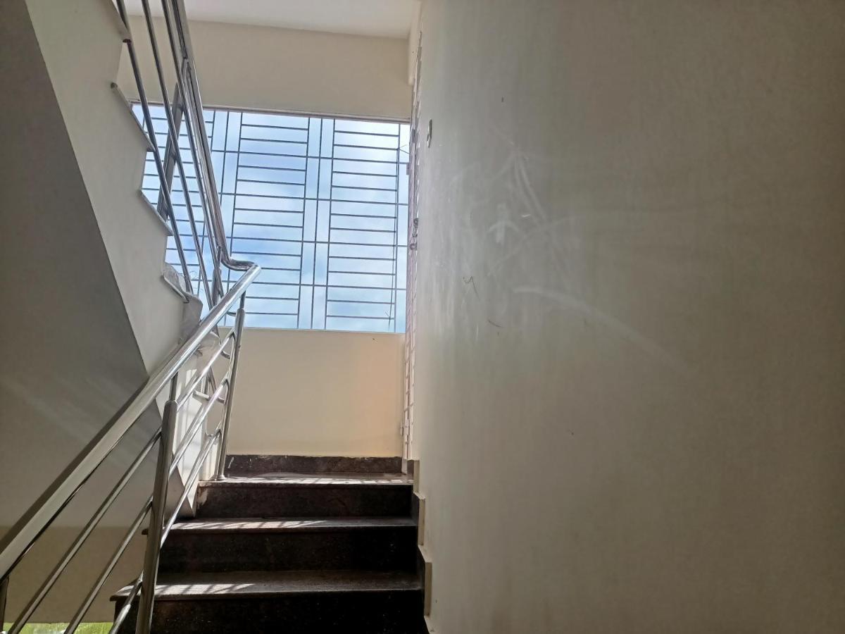 Four Seasons Home Stay 티루파티 외부 사진