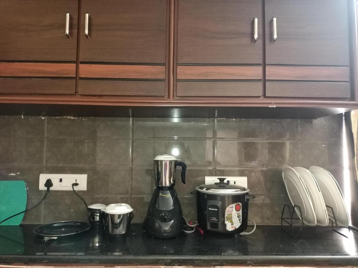 Four Seasons Home Stay 티루파티 외부 사진