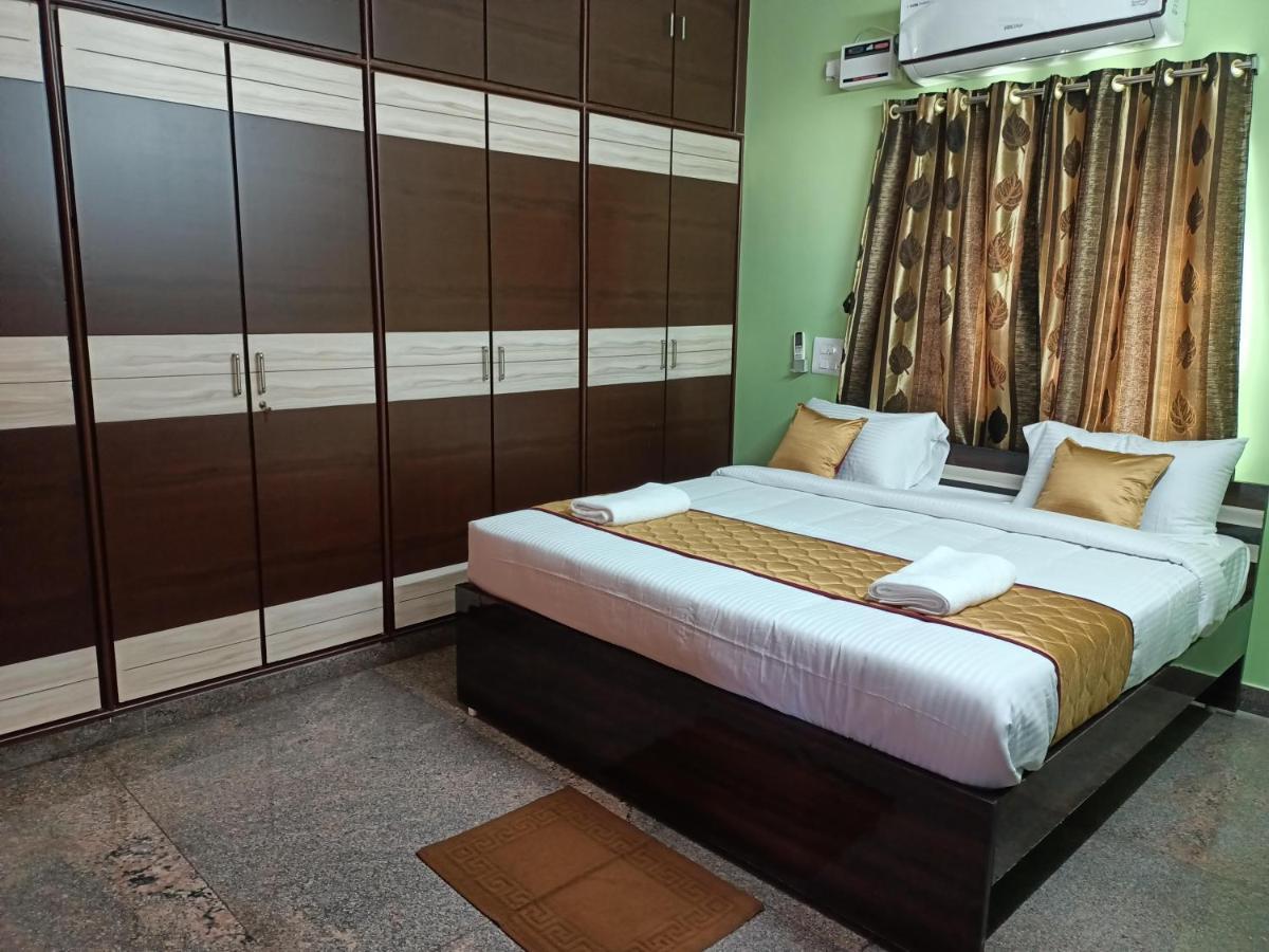 Four Seasons Home Stay 티루파티 외부 사진