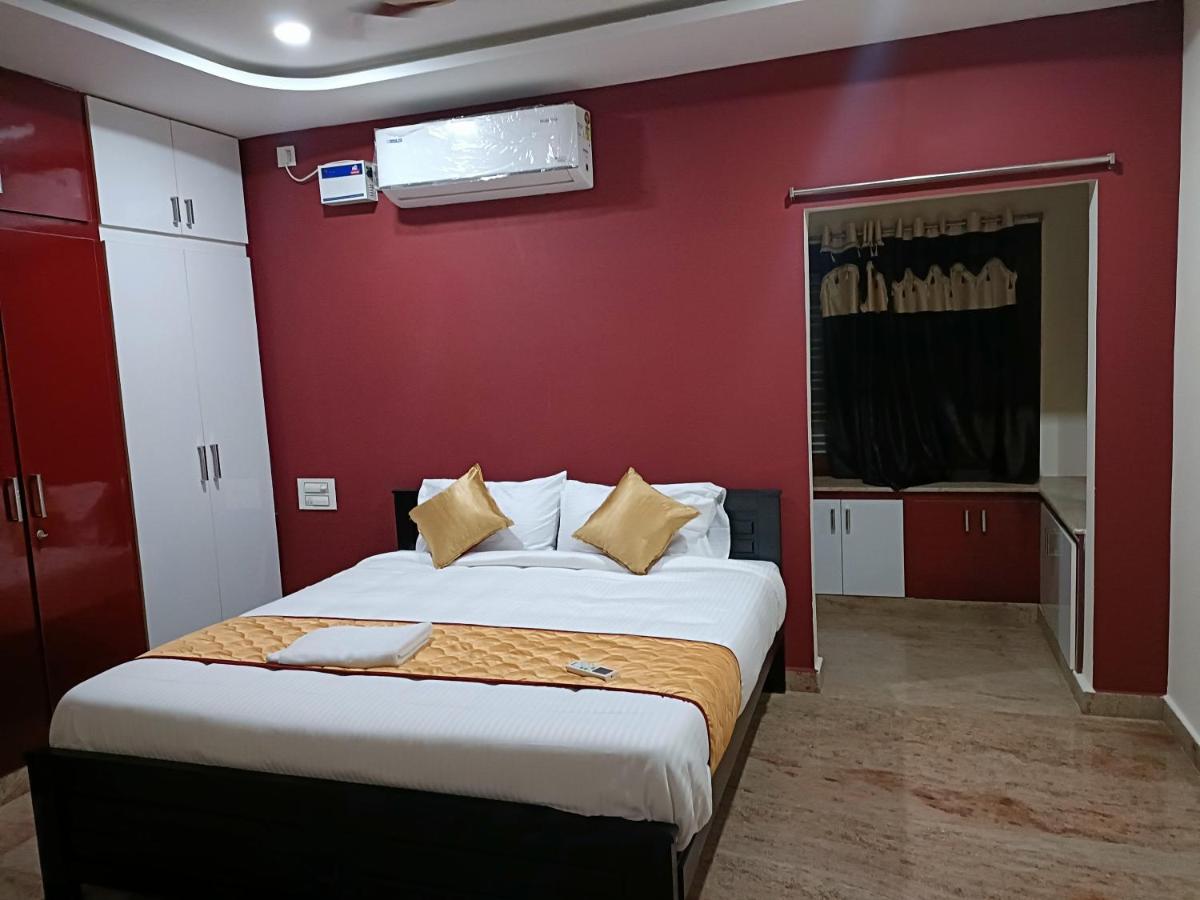 Four Seasons Home Stay 티루파티 외부 사진