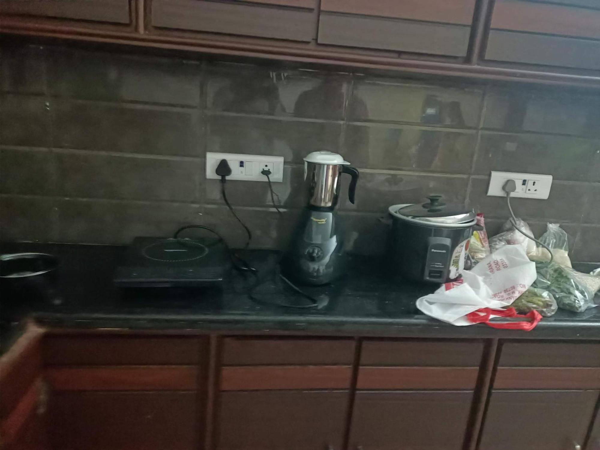 Four Seasons Home Stay 티루파티 외부 사진